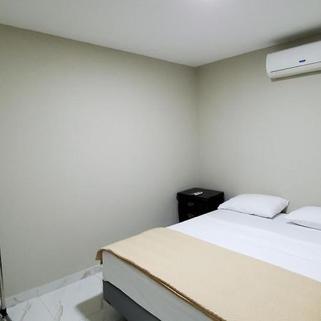 Ncg Suite Comegua Guayaquil Exterior photo