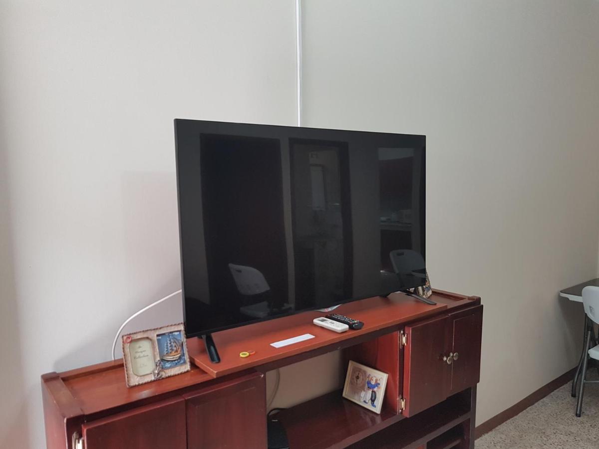 Ncg Suite Comegua Guayaquil Exterior photo