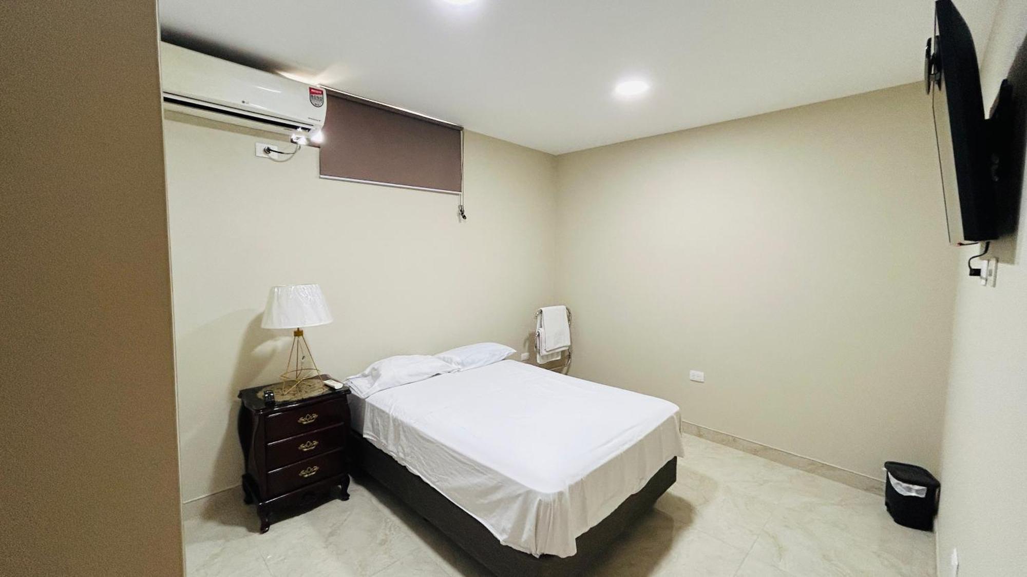 Ncg Suite Comegua Guayaquil Exterior photo
